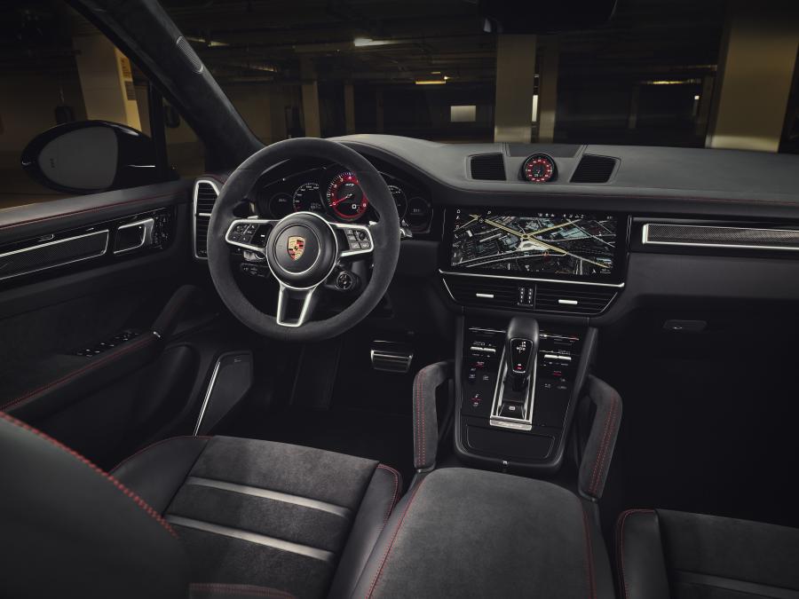 Торпедо Porsche Cayenne GTS (PO536) 2020 года  (WW) (фото 26 из 43)